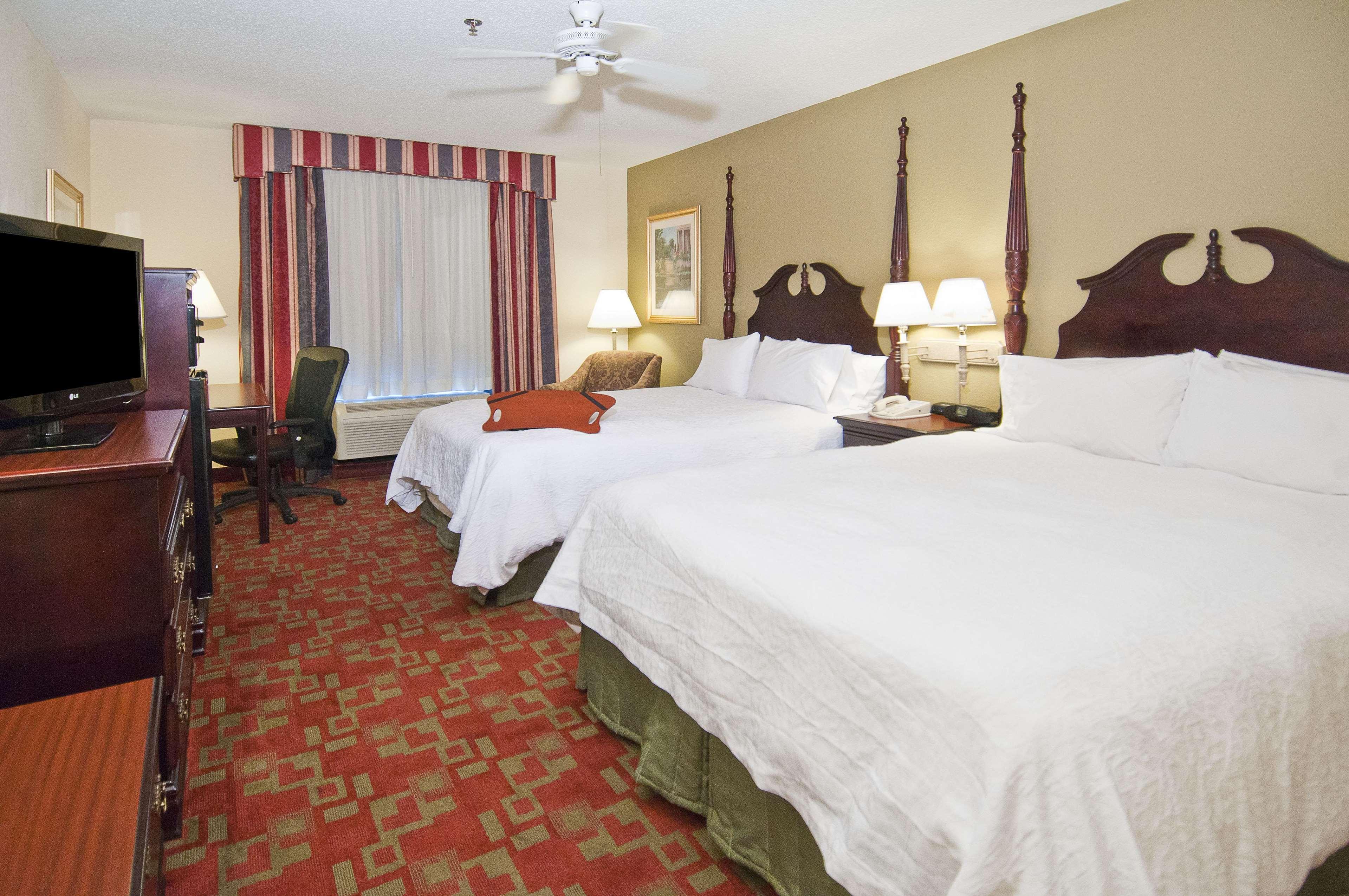 Hampton Inn Canton Eksteriør billede