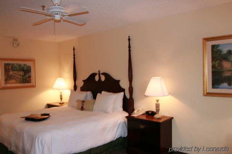 Hampton Inn Canton Værelse billede